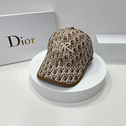 D Letter Embroidery Baseball Cap