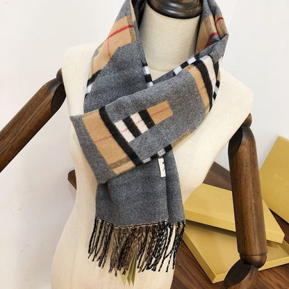 Retro Check Letters Embossed Cashmere Scarf