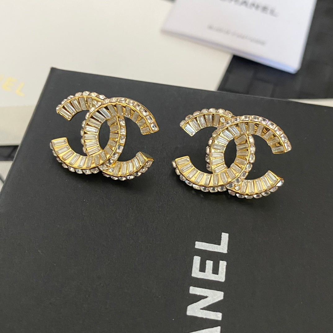 Fashion Crystal Logo Stud Earrings