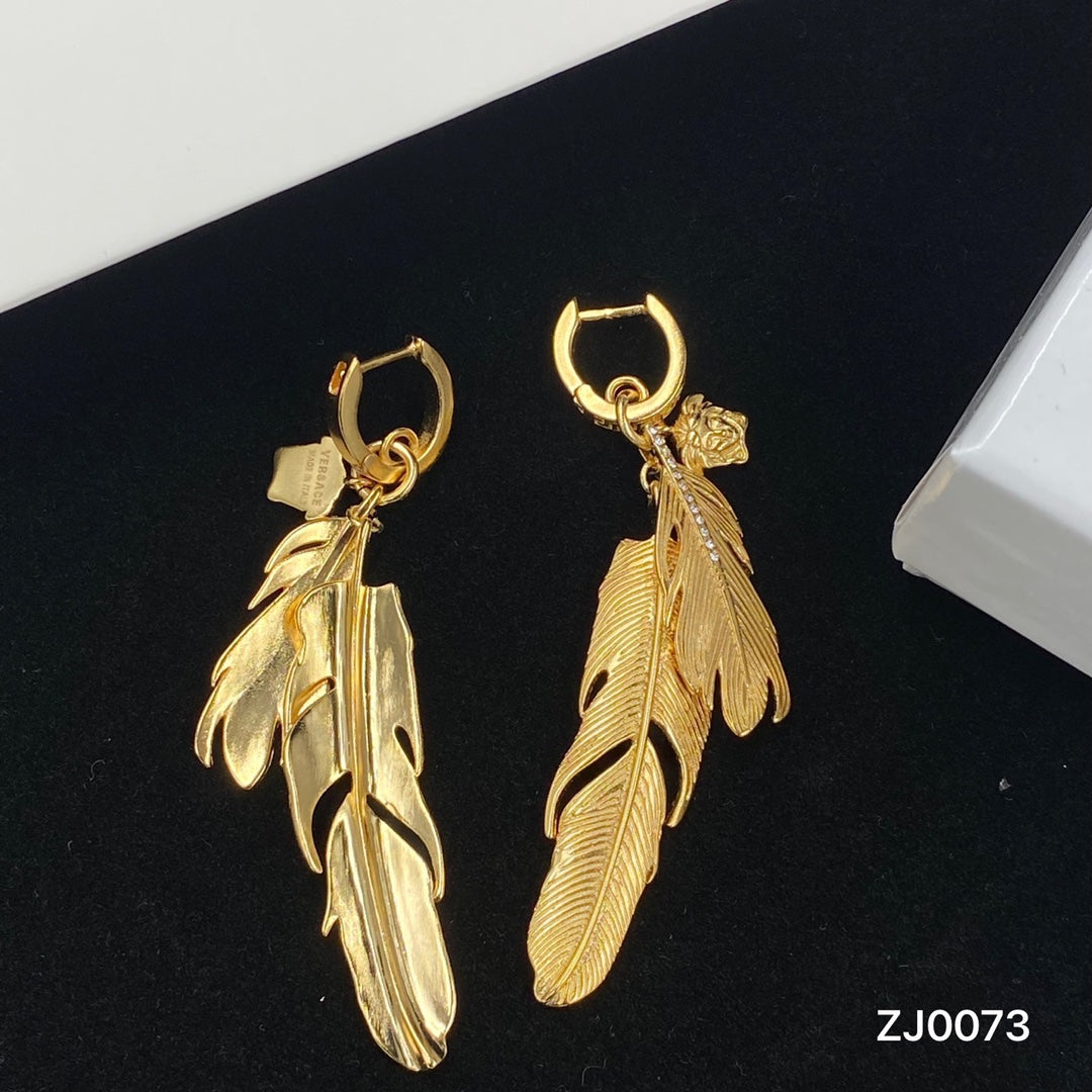 Creative Feather Pendant Earrings