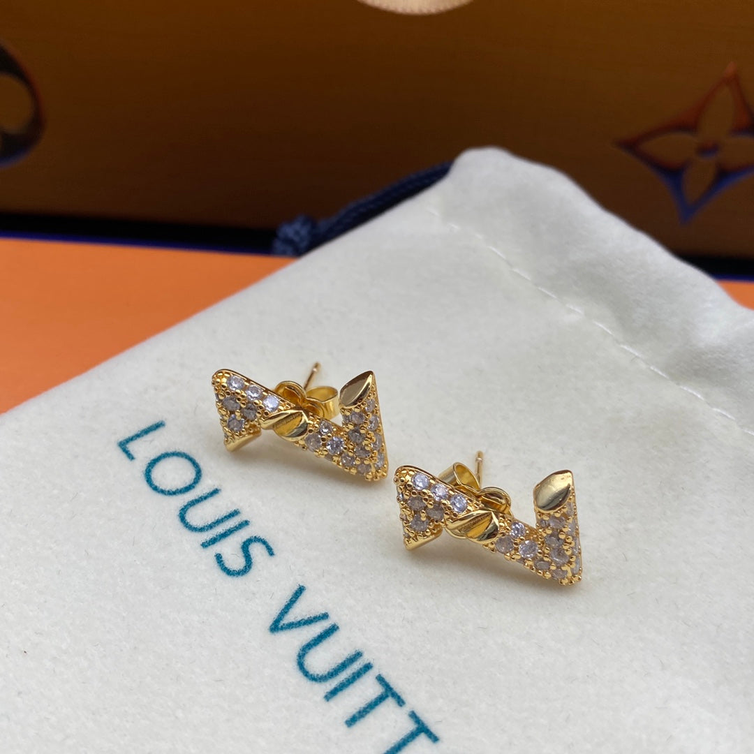 Full Diamond Inverted Stud Earrings