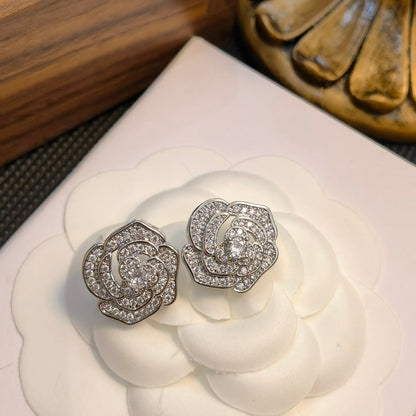 Elegant Diamond Flowers Earrings