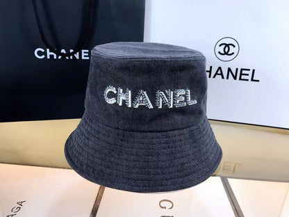 Diamond Logo Denim Bucket Hat