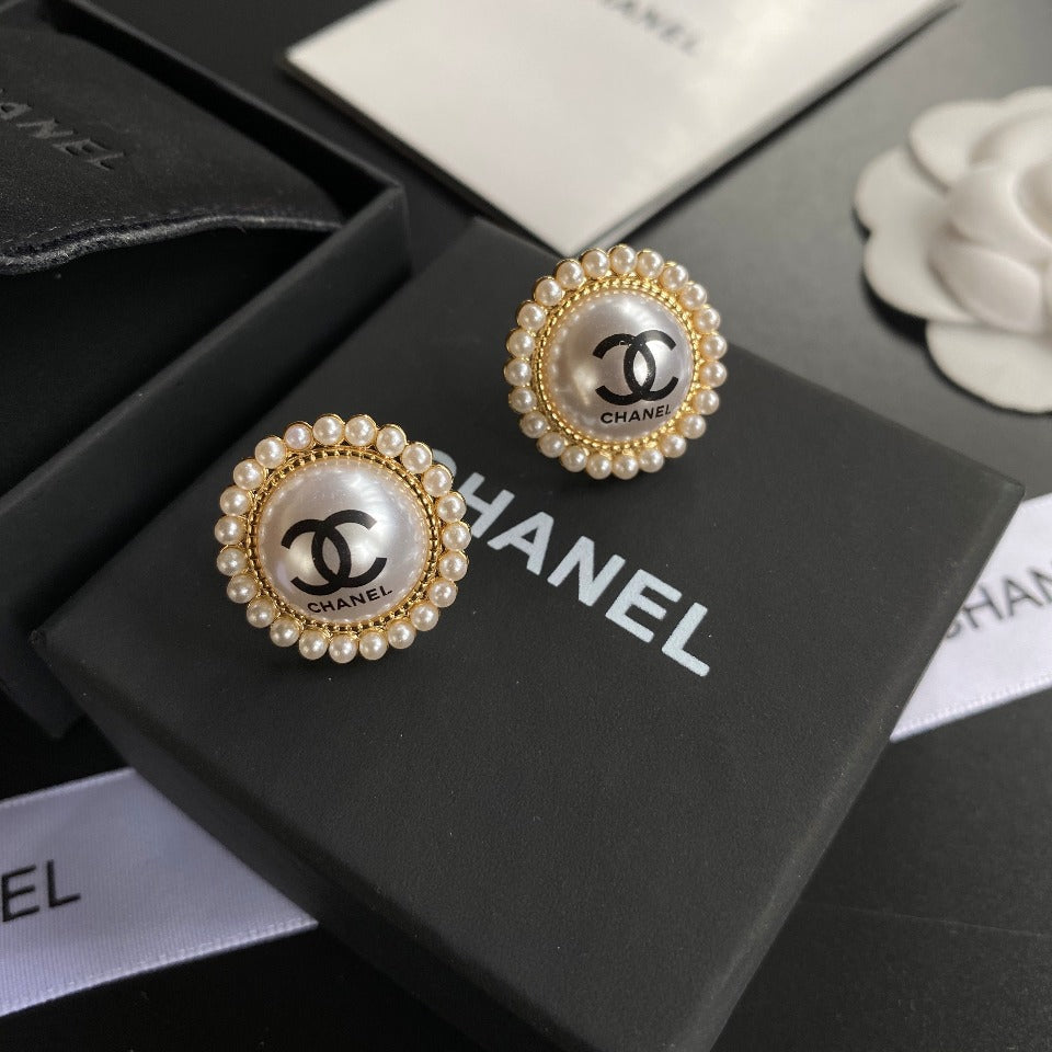 Pearl Alphabet Print Round Stud Earrings