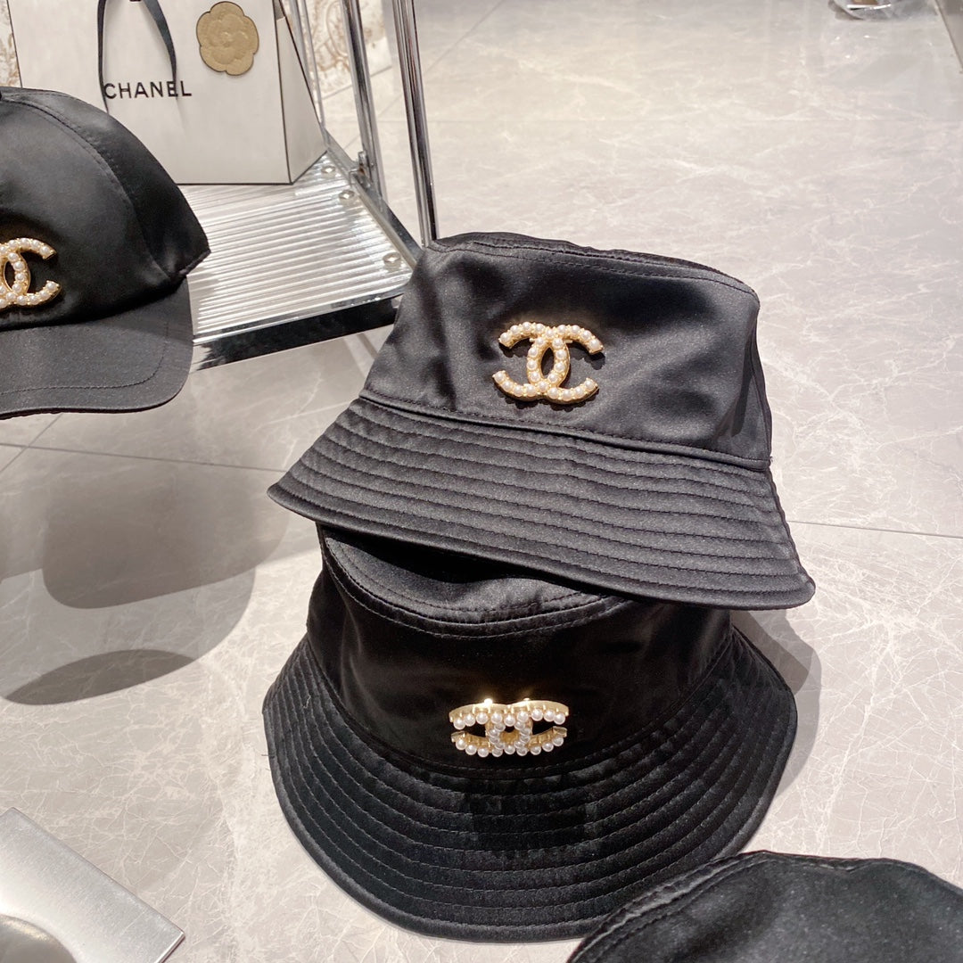 Pearl Logo Cozy Bucket Hat