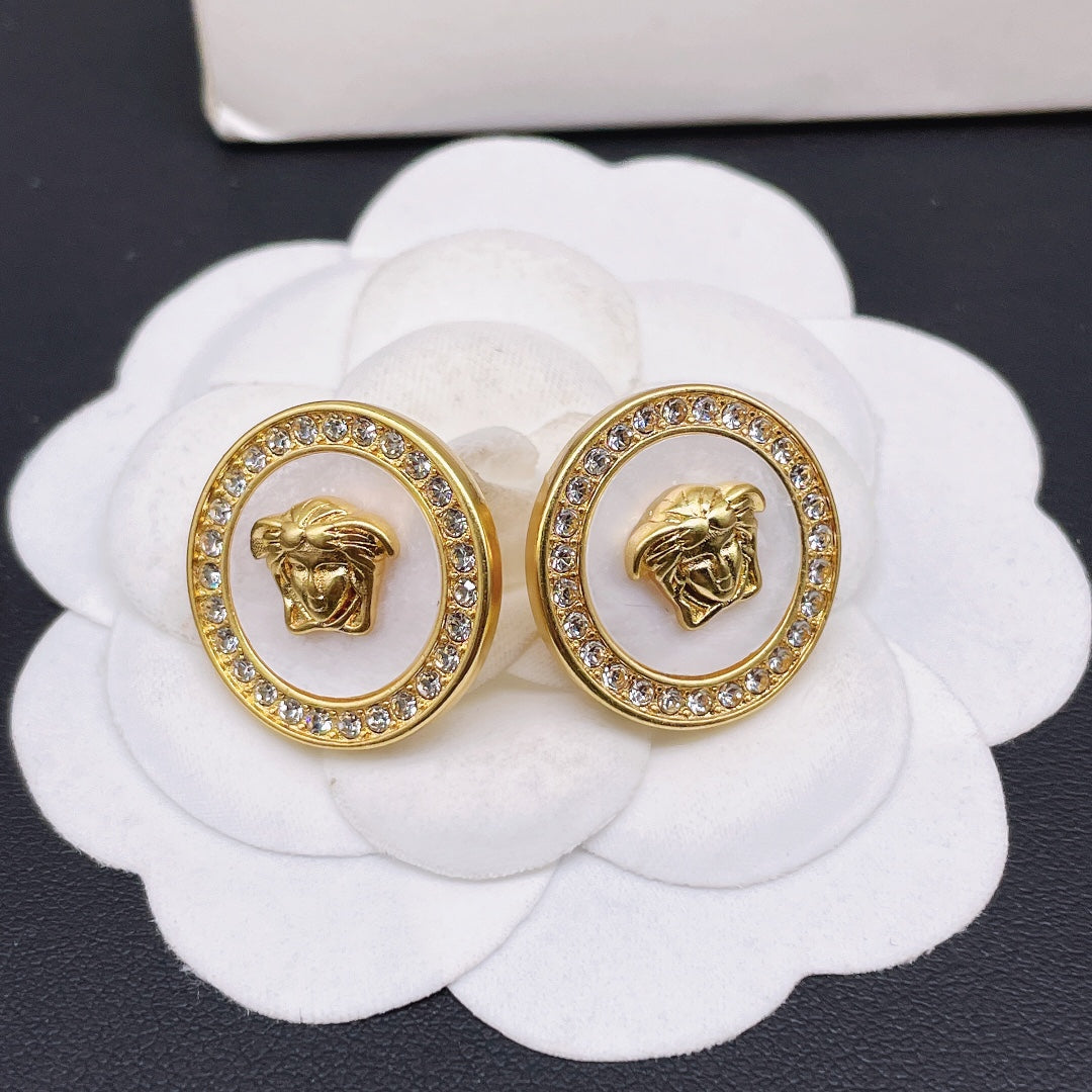 White Shell Diamond Round Stud Earrings