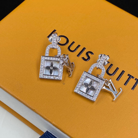 Shiny Zircon Lock Logo Earrings