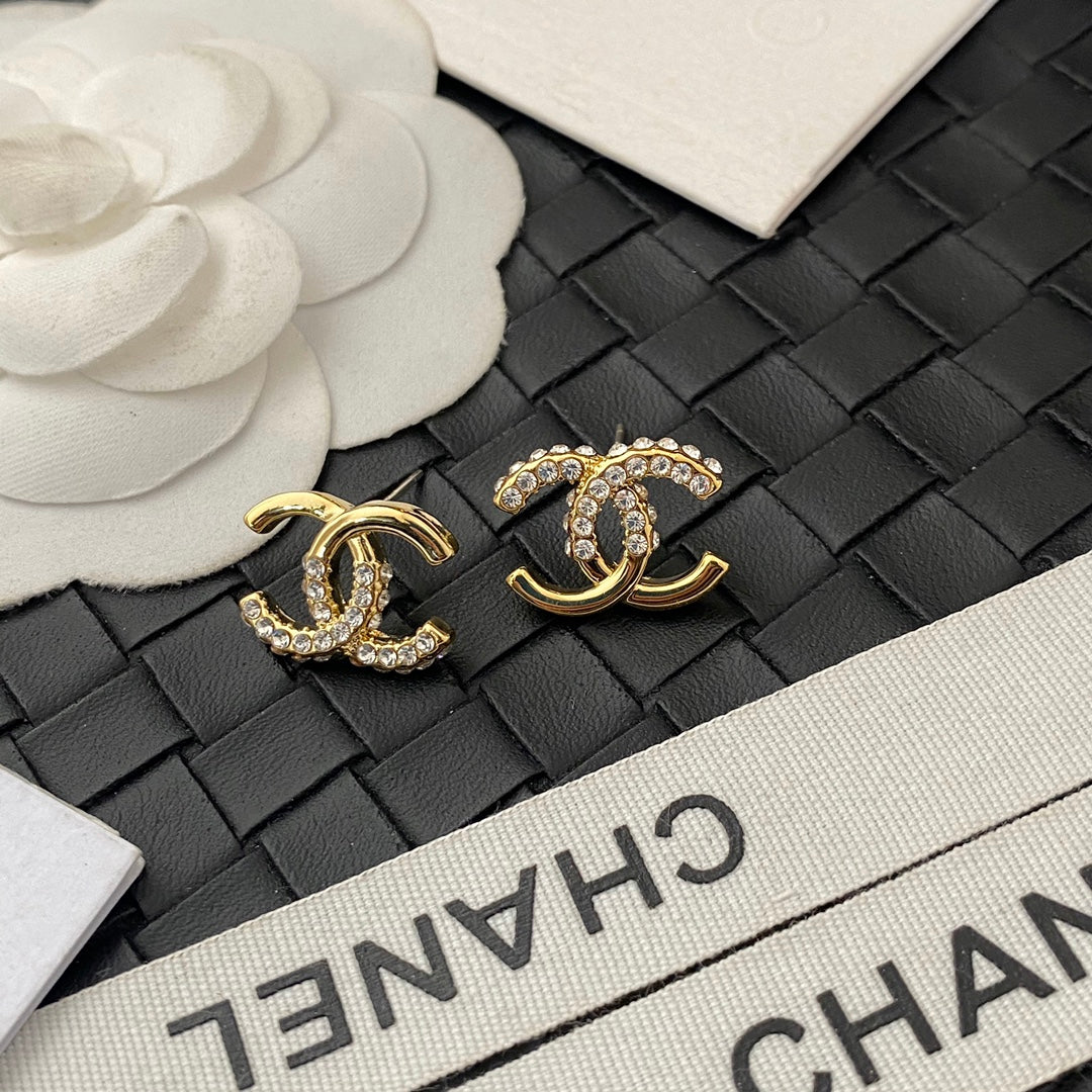 Fashion Half Rhinestone Stitching Earrings