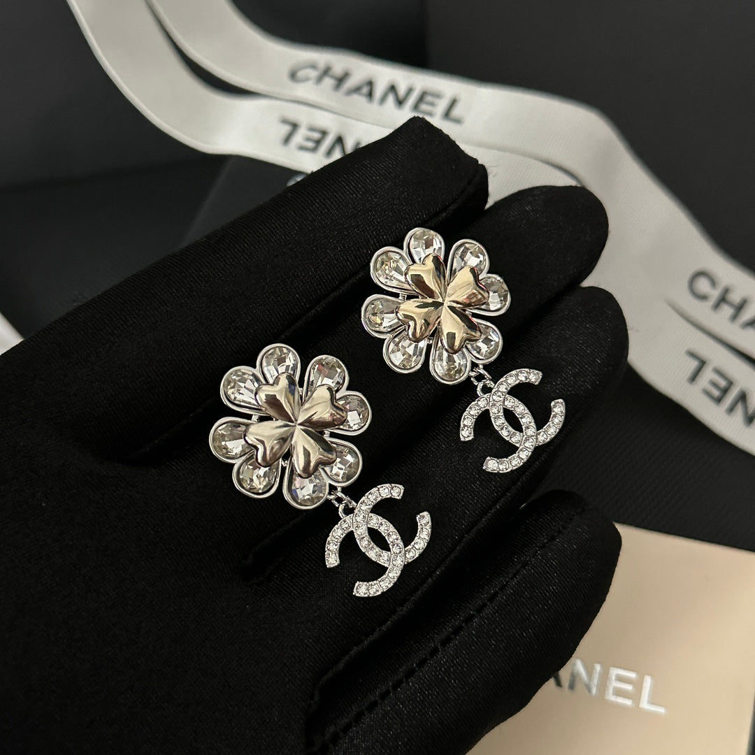 Rhinestone Flower Earrings