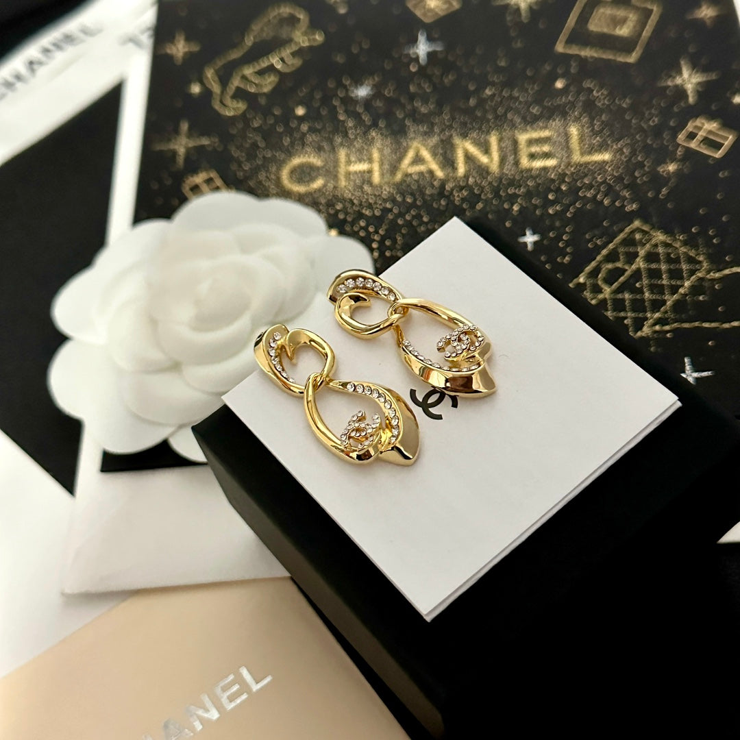 Fashion Golden Earrings