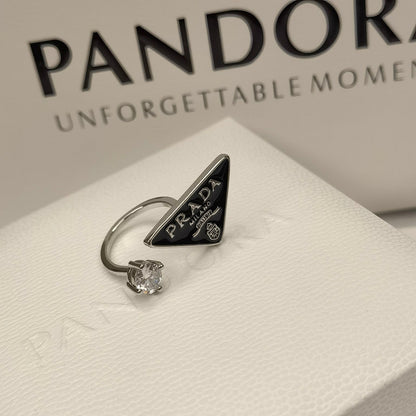 Triangle Symbole Crystal Open Ring