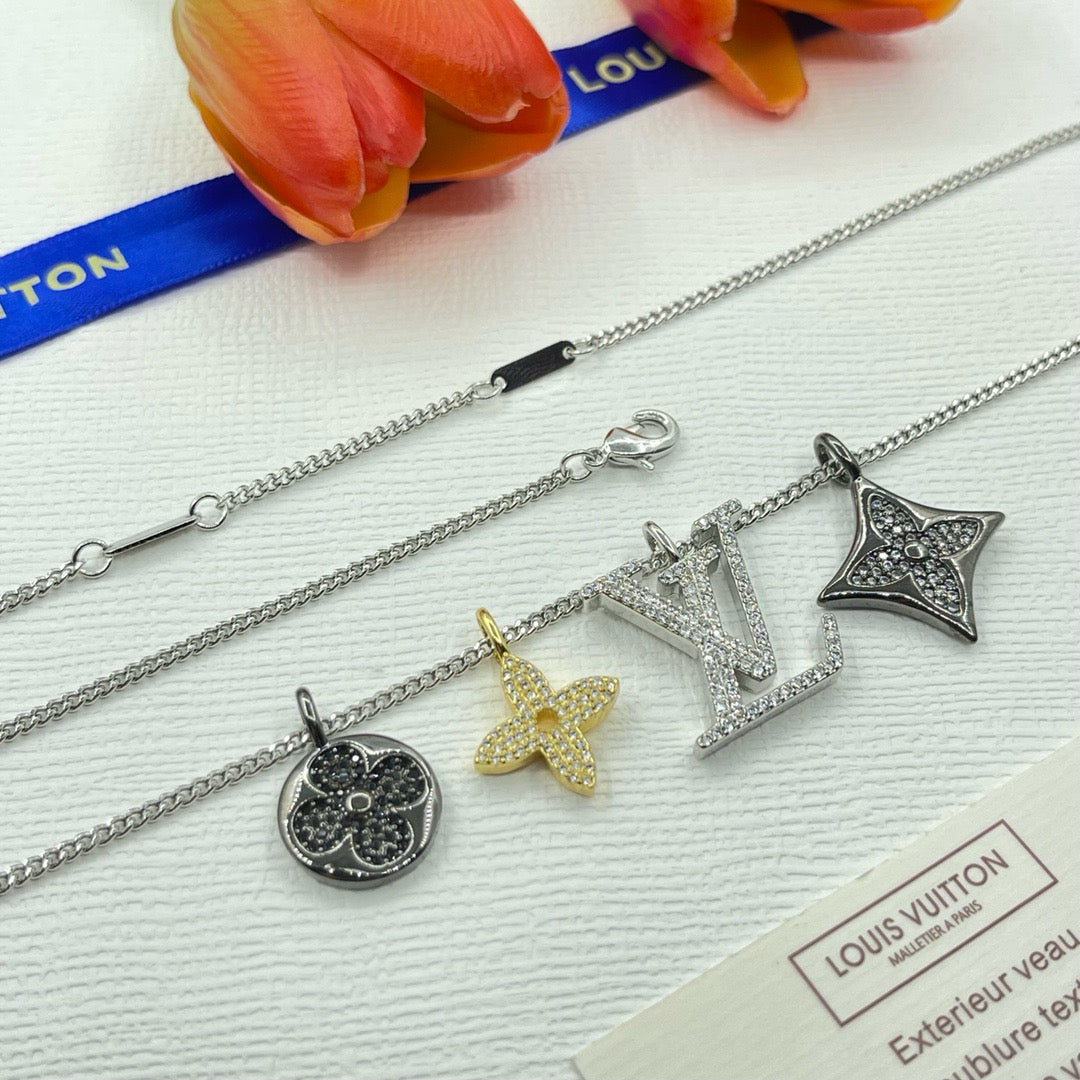 Floral Diamond Pendants Necklace