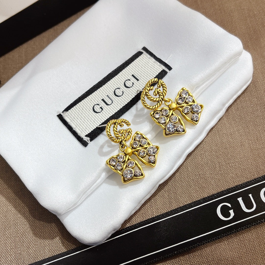 Sparkling Diamond Bow Earrings