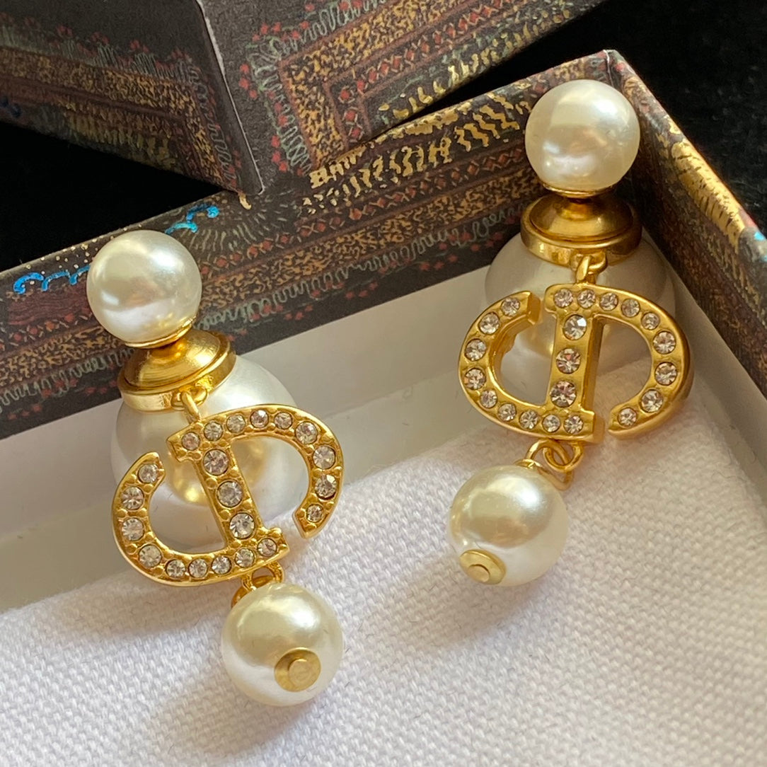 Vintage  TRIBALES  Series Pearl Earrings