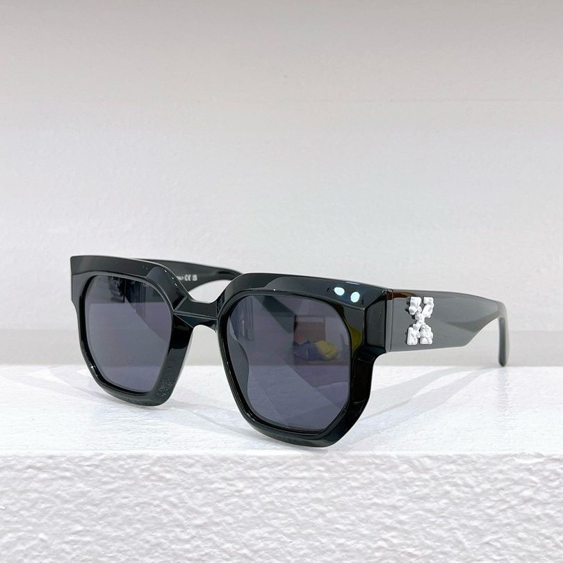 Square Frame Trendy Fashion Sunglasses