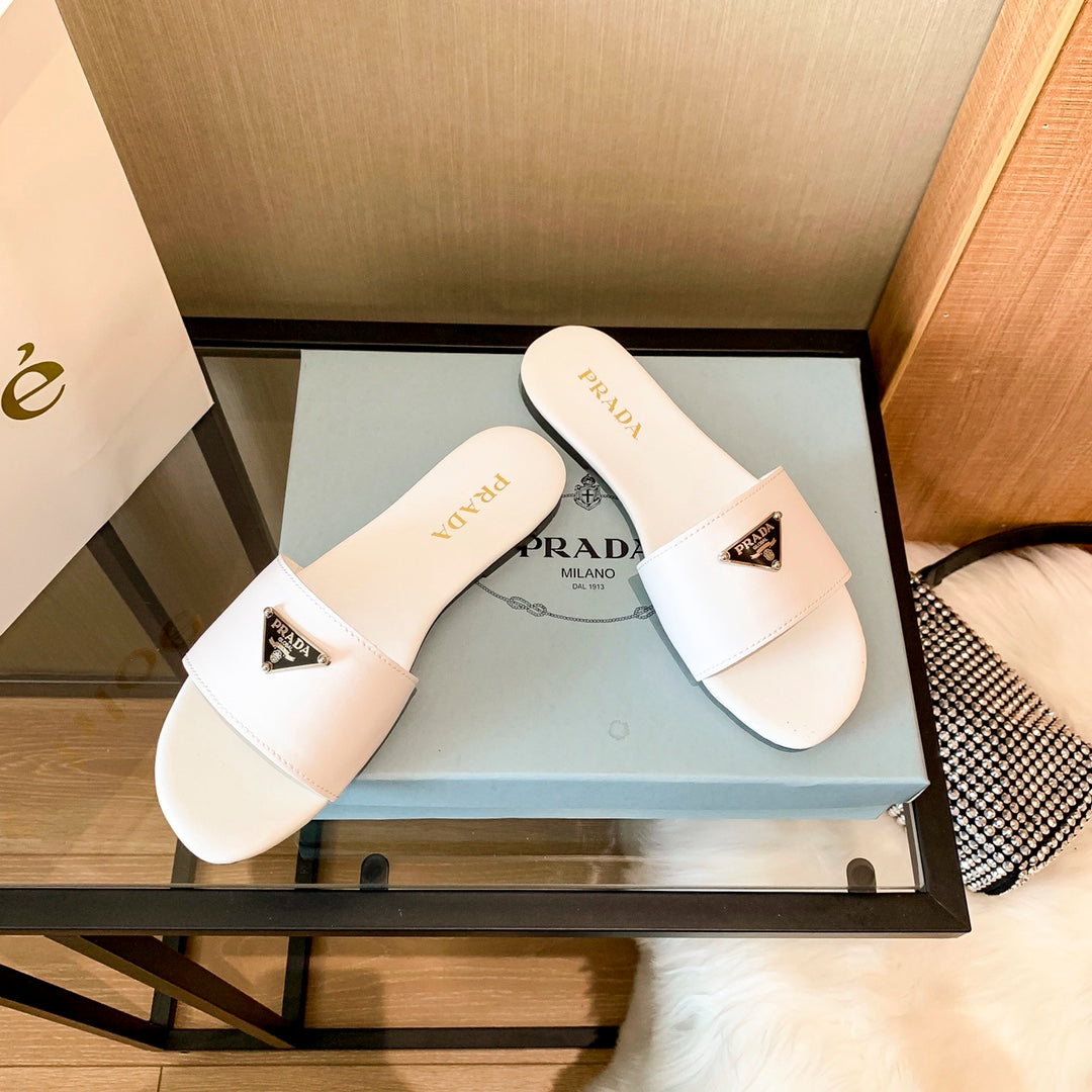 Triangle Logo Flat Slippers