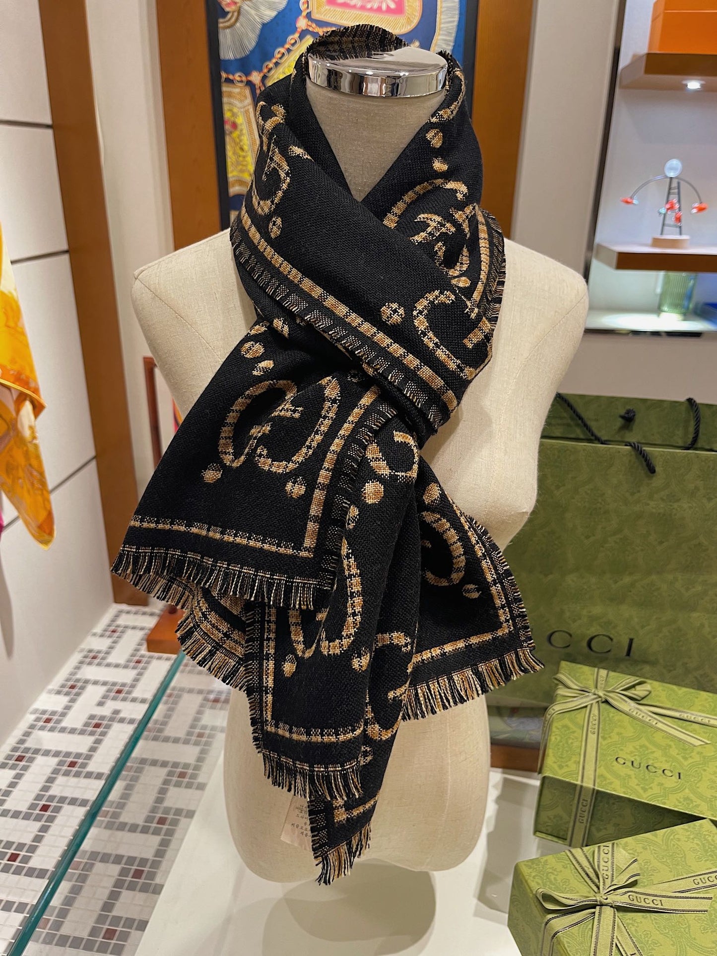 Fashionable Retro Double-Sided Plaid Wool Scarf