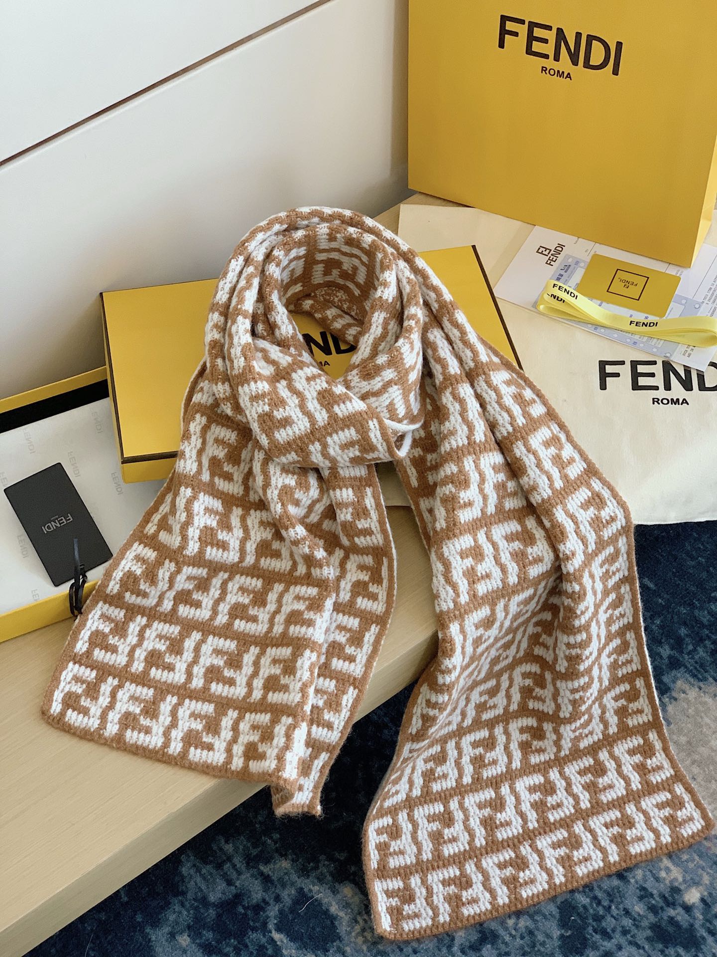 F Pattern Cashmere Knitted Scarf