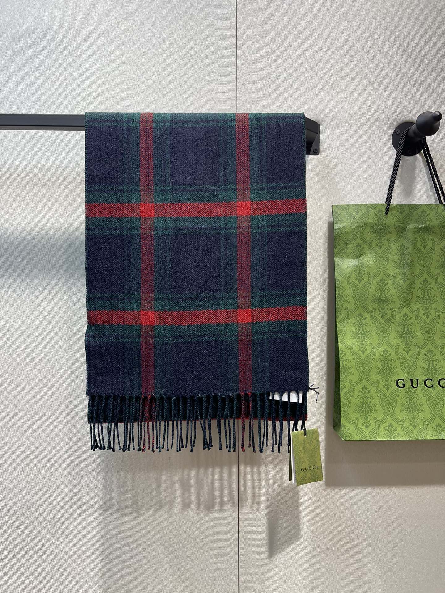 Double-Sided Plaid G Pattern Tassel Scarf