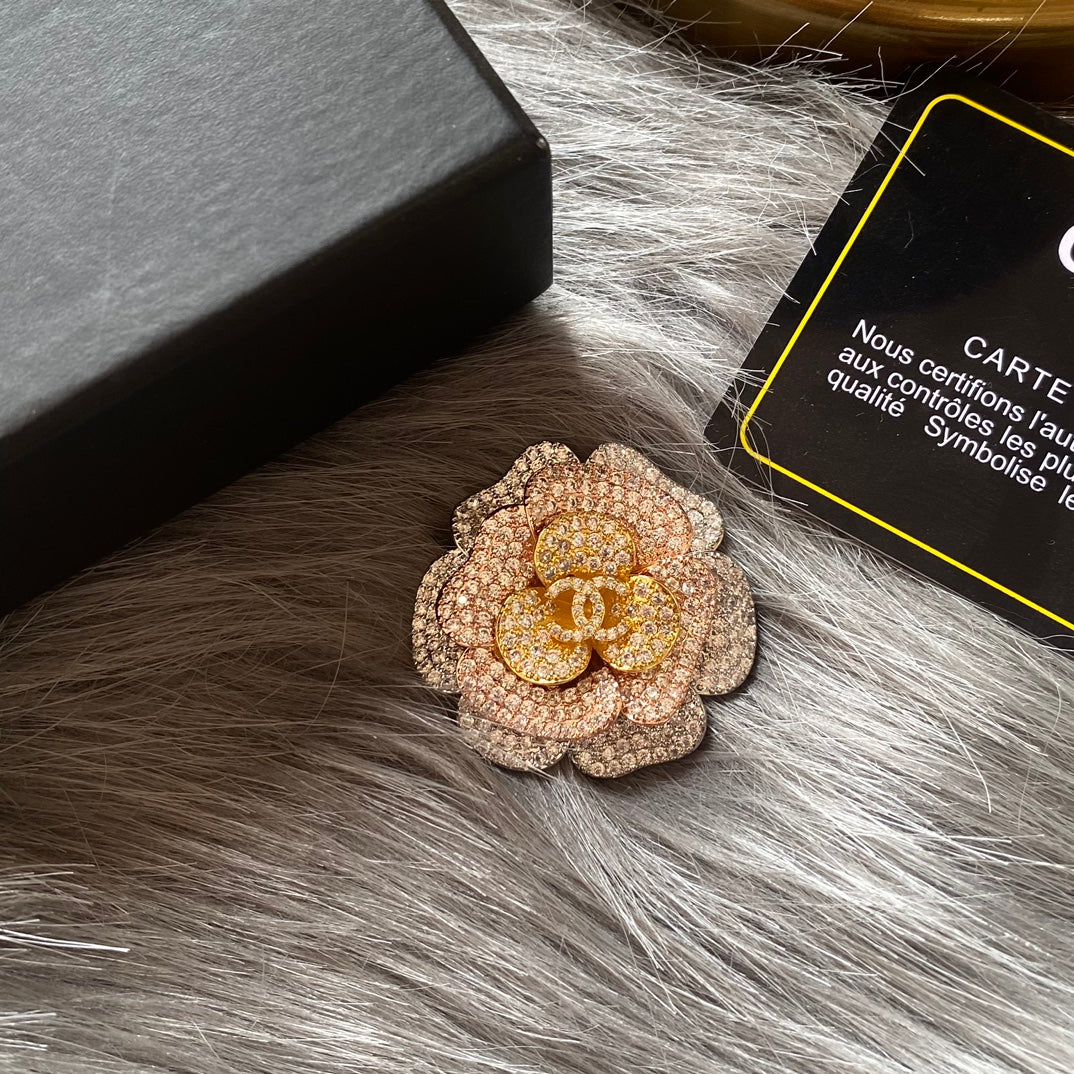 Sparkling Diamond Flower Brooch