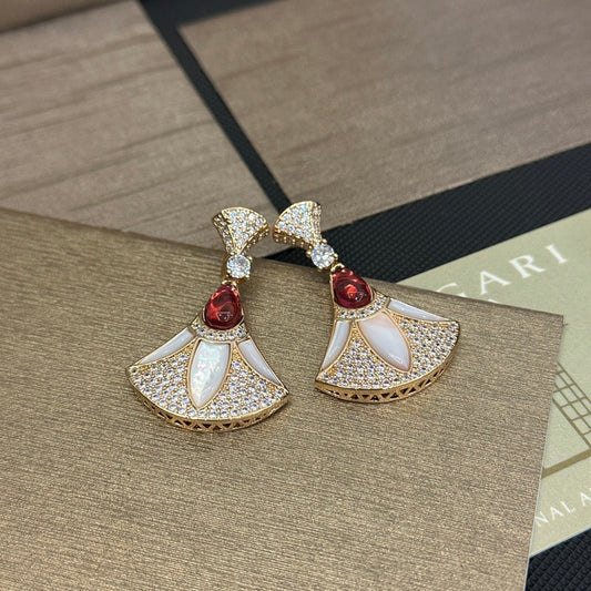 Vintage Elegant Fan Diamond Earrings