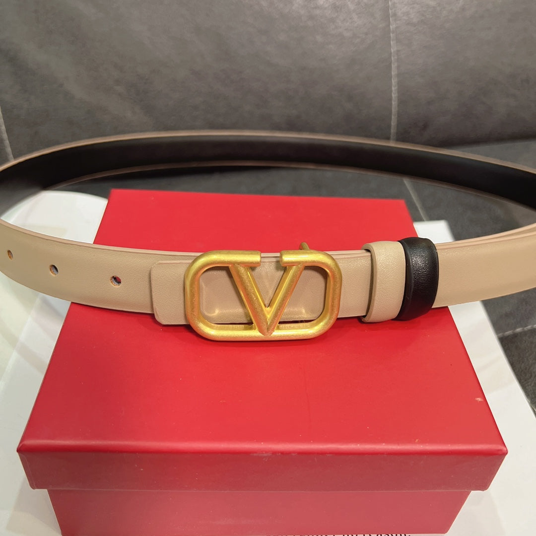 Women's Glossy Leather Metal Logo Belt