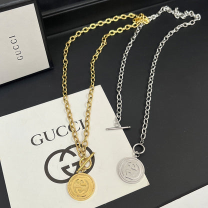 Interlocking G Round Pendant Necklace