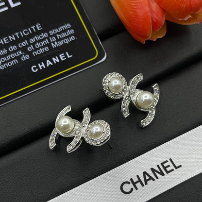 Pearl Fashion Earrings