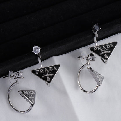 Triangle Symbole Earrings