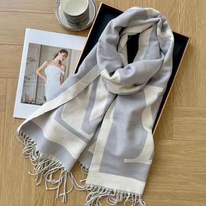 Classic Retro Big Embossed Cashmere Scarf