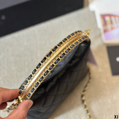 Vintage Metal Chain Bag