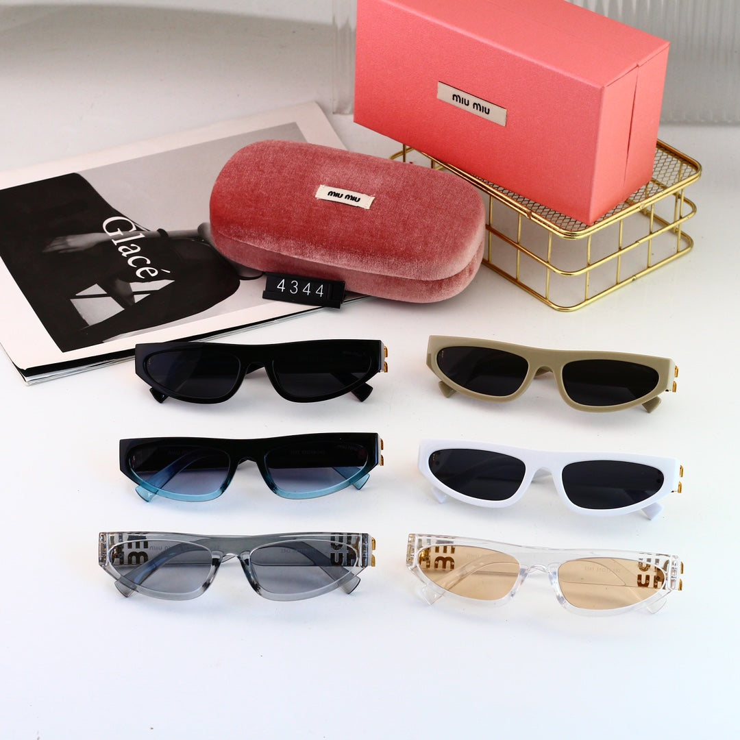 Rectangular Gold-tone Logo Emblems Fashion Sunglasses