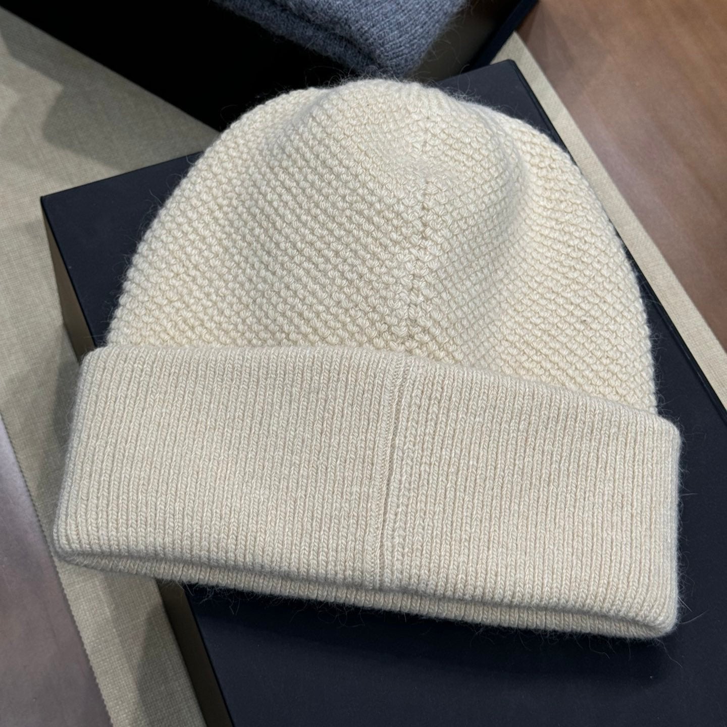 Fashionable Warm Classic Woolen Hat