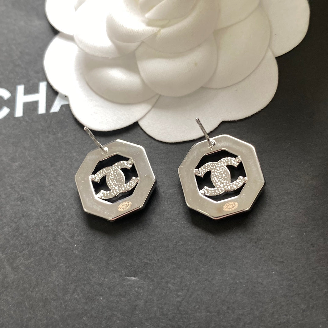 Fashion Hexagonal Hollow Diamond Logo Earrings