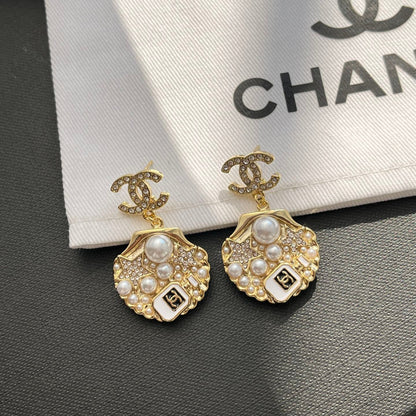 Fashion Shell Pearl Diamond Earrings