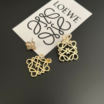 Retro Fashion Embossed Earrings