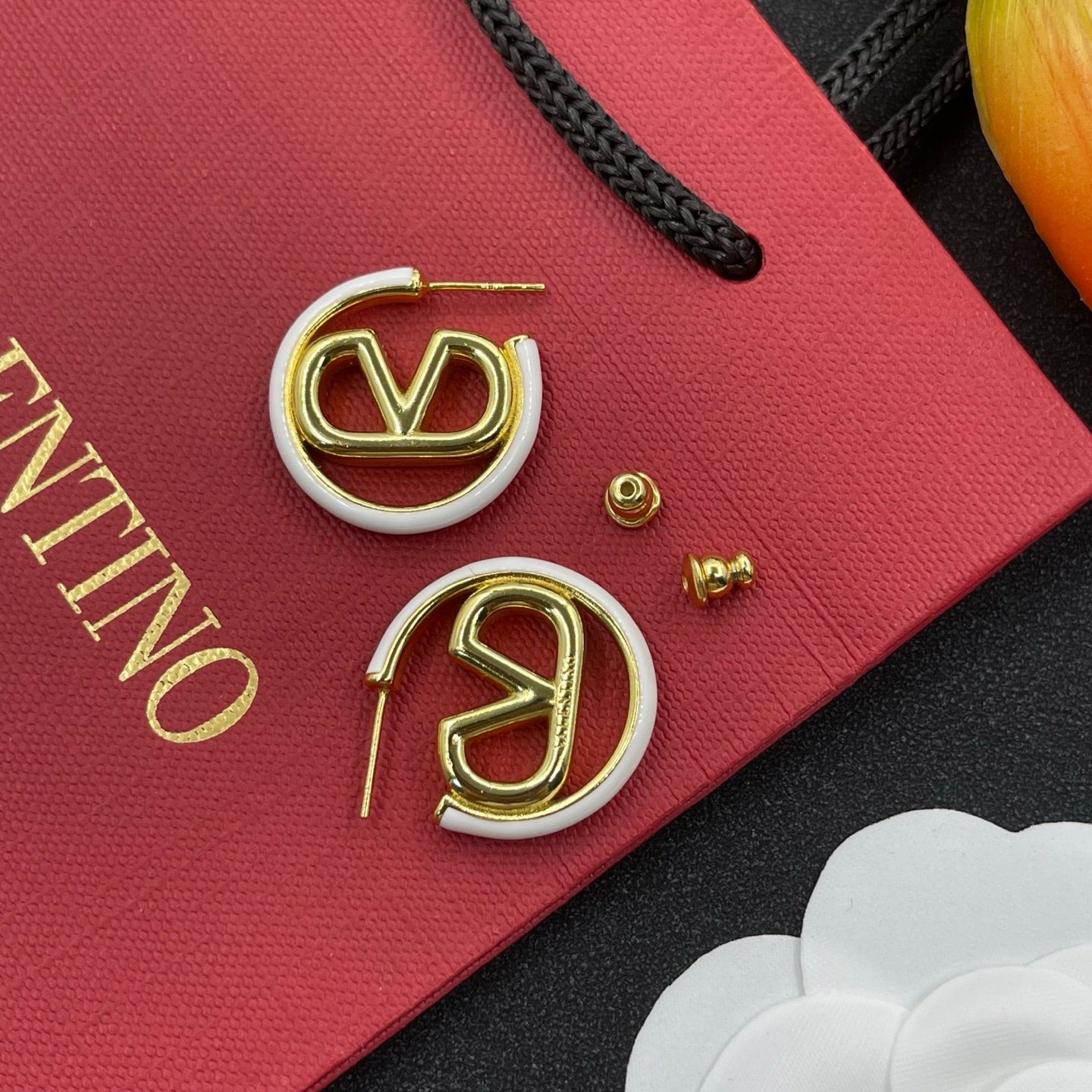 Enamel Hoop V Earrings