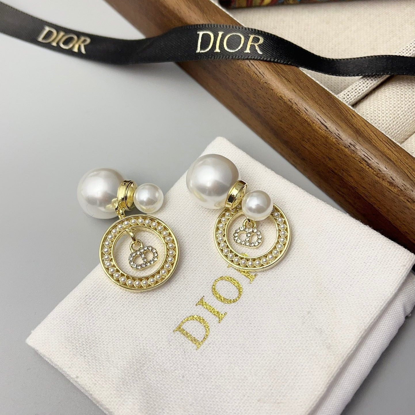 Pearl Fashion CD Elegant Earrings