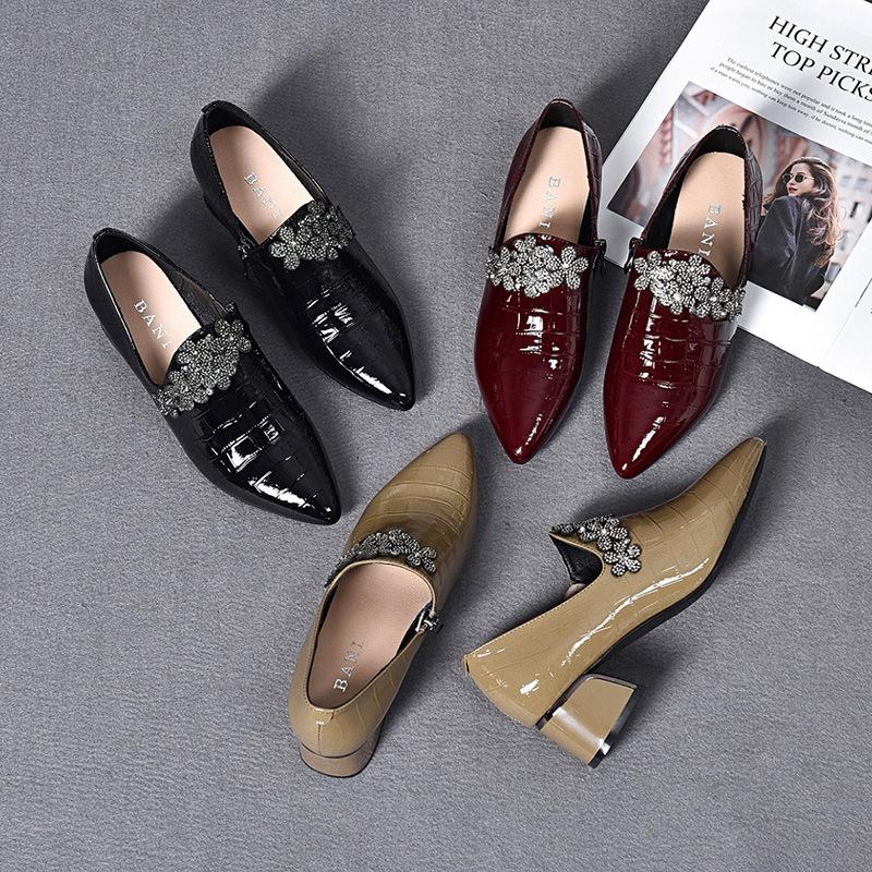 New flash diamond solid color work thick heel varnished cow leather single shoes (leather)