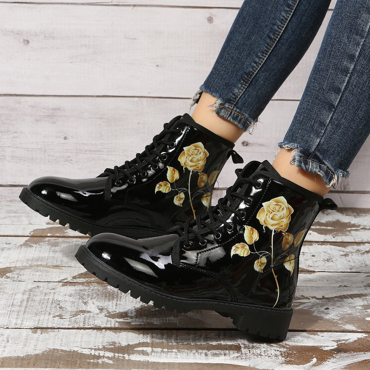 New round toe lace-up printed ankle boots