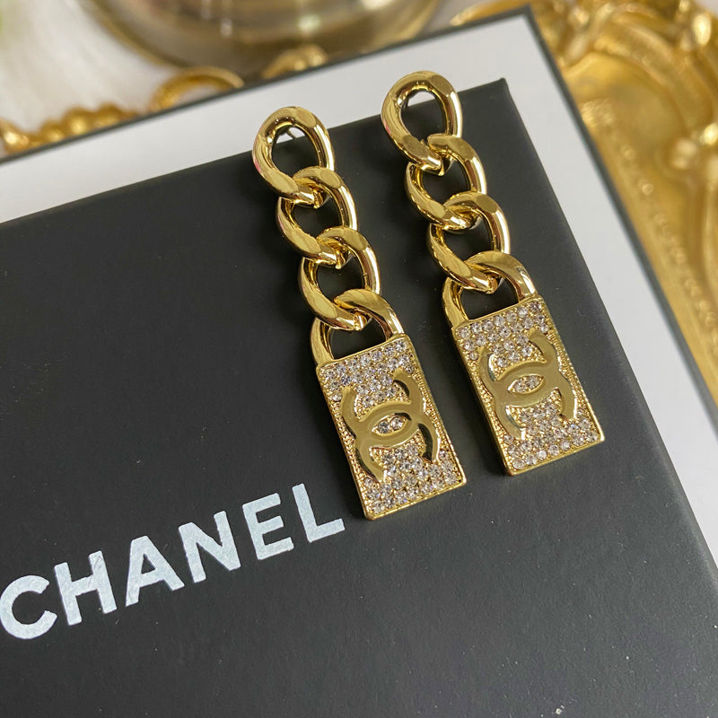 Fashionable Square Gold Chain Earrings