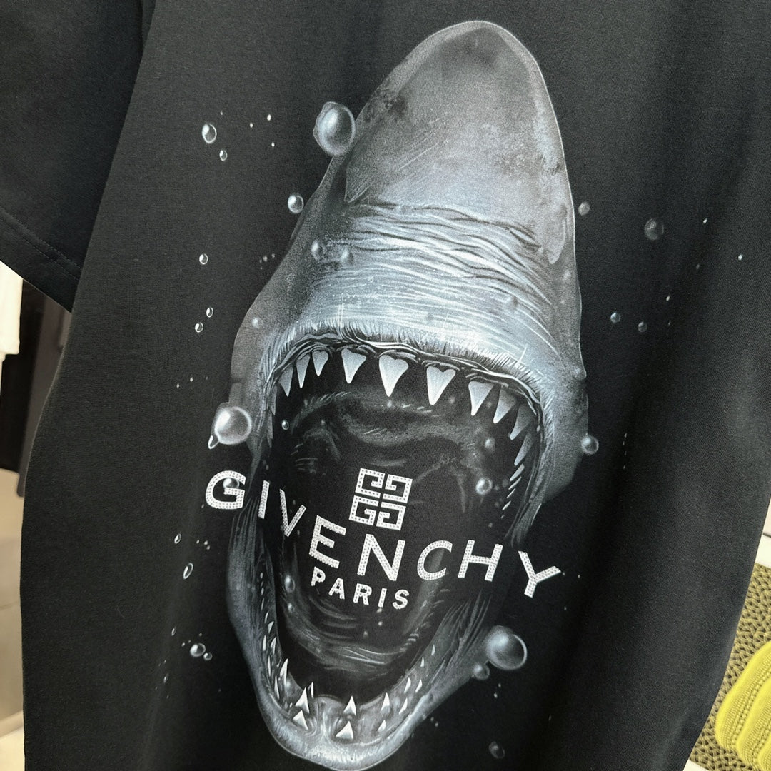 Shark Pattern T shirt